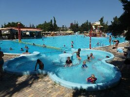 Limnoupolis Water Park