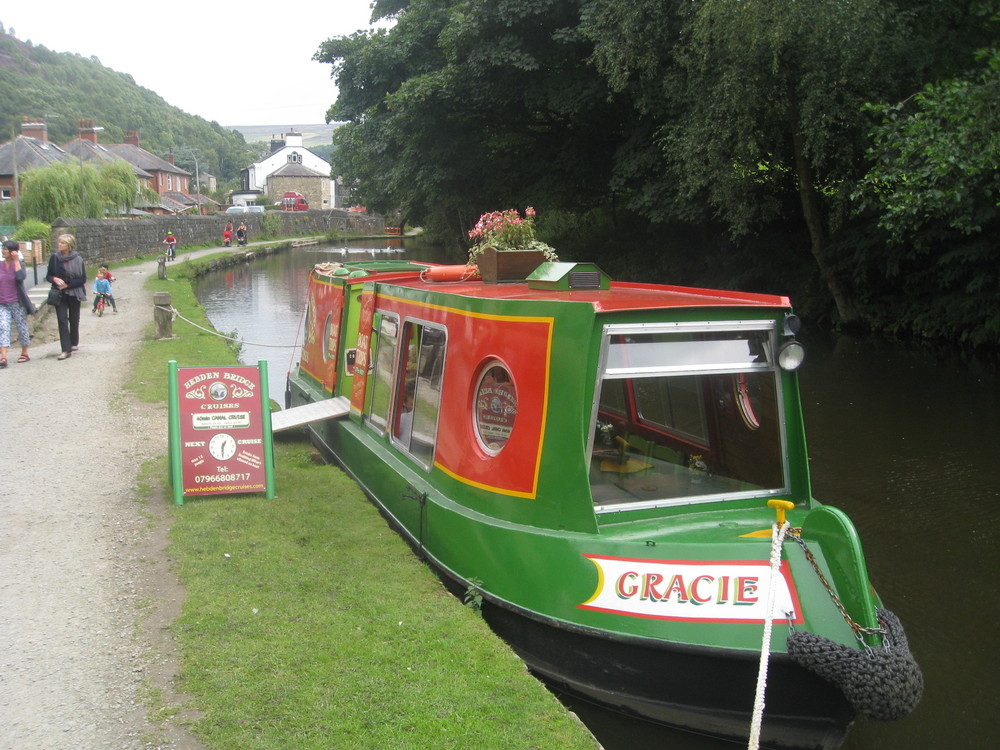 Hebden Bridge Cruises