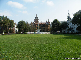 Chedun Town China Park