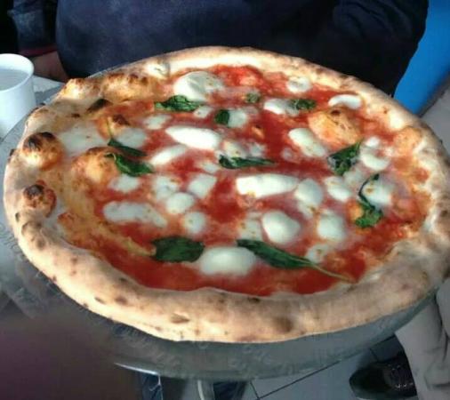 Eat in Italy Food Tours