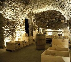 Vaucluse France Cave