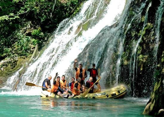 Mont Travelers Tours and Transfers