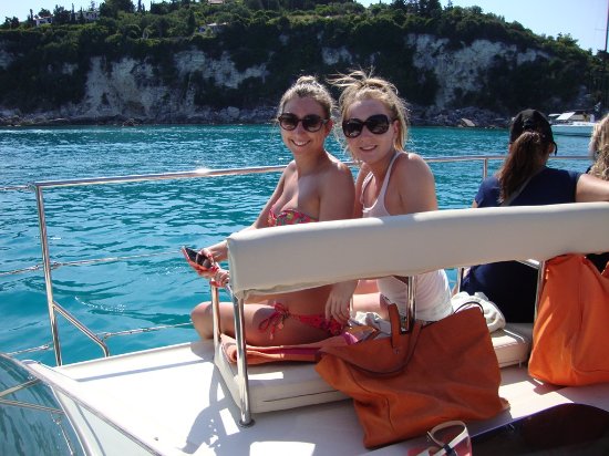 Trident SpeedBoat Cruises