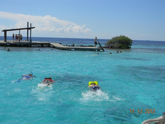 Tranquilo Charter Cruises