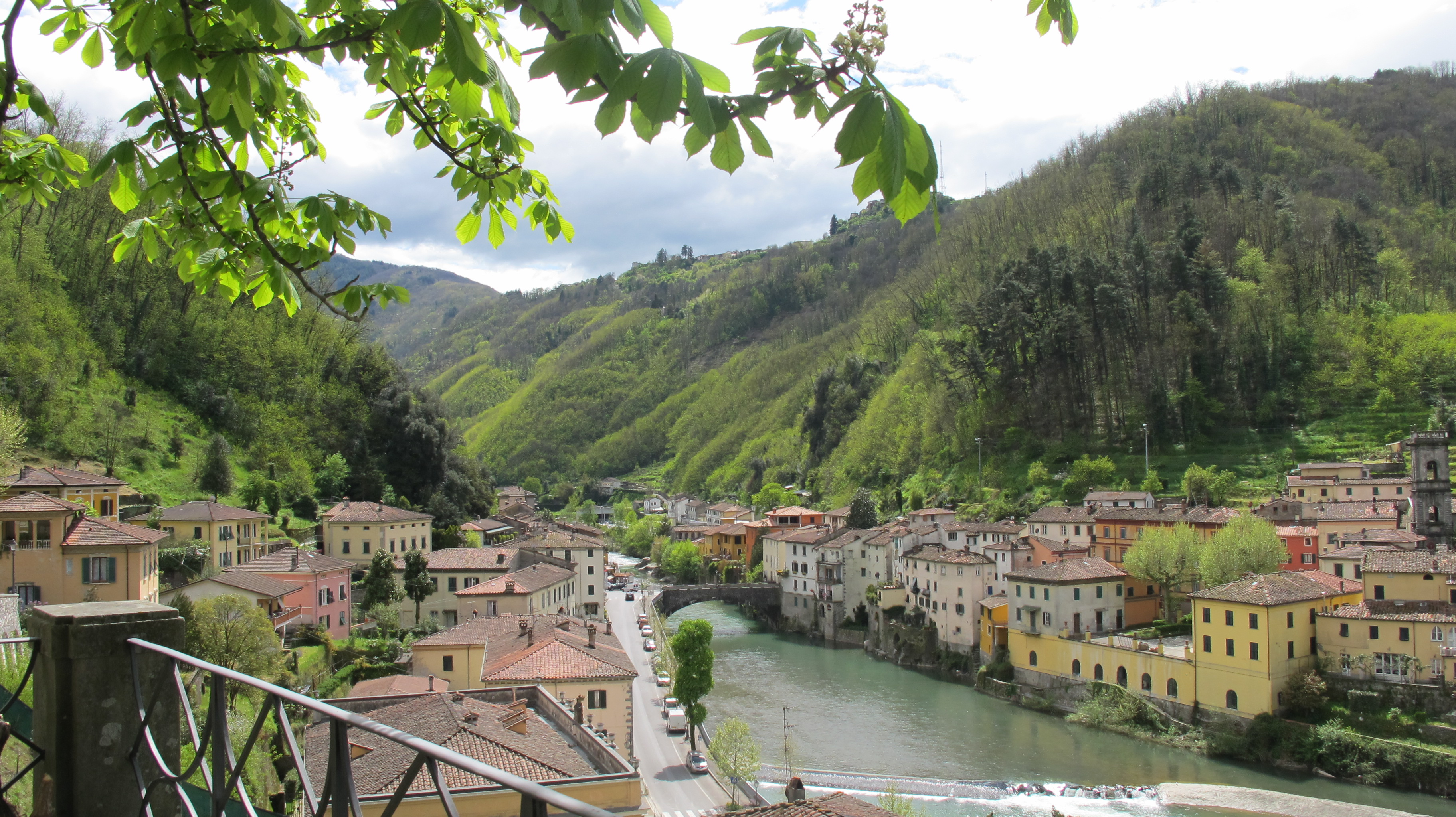 Cruises on the Road in Tuscany