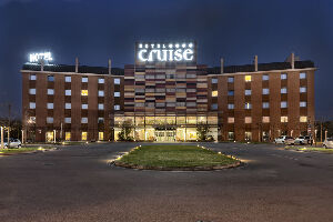 Montano Lucino Italy Cruise