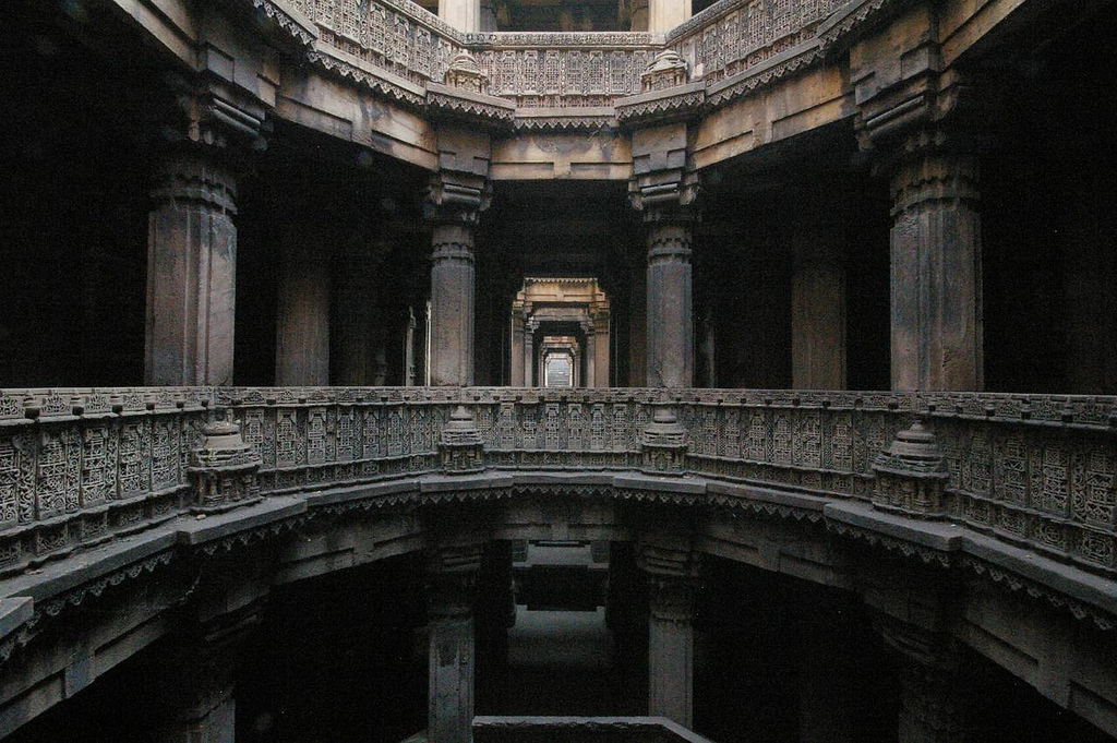 Dada Hari Ni Vav