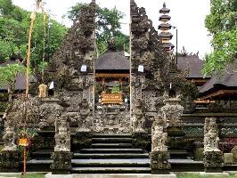 Gunung Lebah Temple