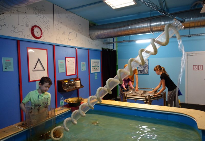 Museum of Illusions and Sciences Da Vinci