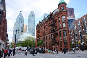 LiveToronto Walking Tours