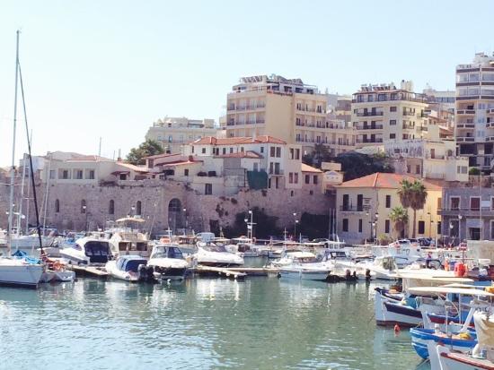 Tour Crete with Lefteris Nikiforakis