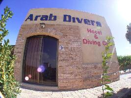 Arab Divers