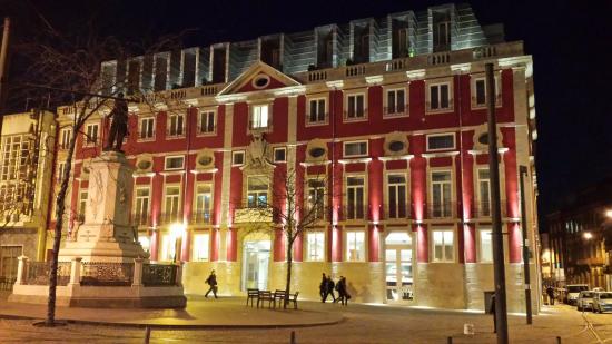 Hotel NH Collection Porto Batalha