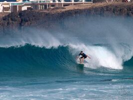 Laola Surf Camp