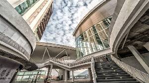 Gurney Paragon Mall