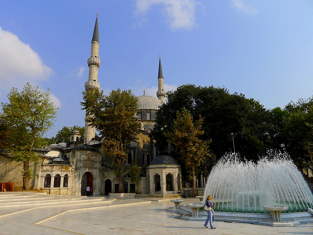 Eyup Sultan Mosque (Eyup Sultan Camii)