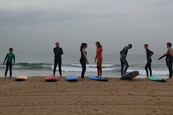 Cascais Surf School & Surf Camp
