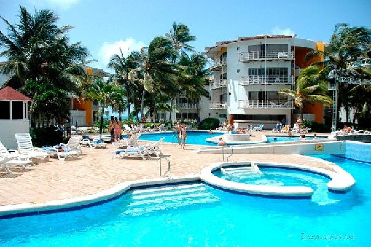 Decameron Aquarium
