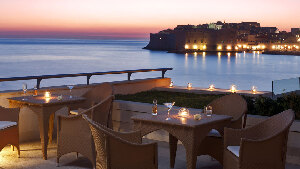 Sunset Lounge