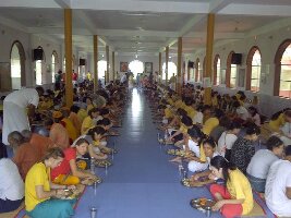 Sivananda Yoga Vedanta Dhanwantari Ashram