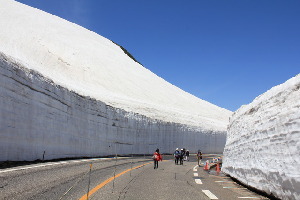 Tateyama Kurobe Alpine Route