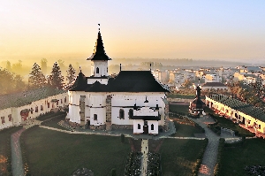 Arhiepiscopia Romanului si Bacaului