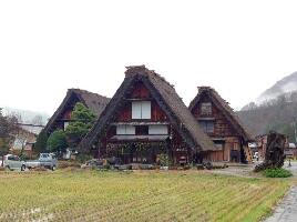 The Historic Villages of Shirakawa-go Traditional Houses in the Gassho Style