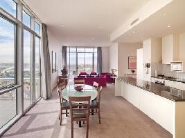 Adina Apartment Hotel Melbourne on Flinders