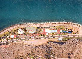 Aqua Tropic