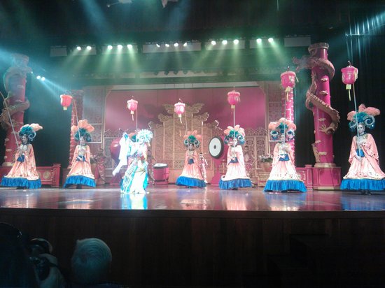 Simon Star Show Phuket