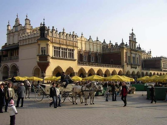 Malarek Tour Poland - Cracow Private Tours, Transfers, Jewish Travel and Genealogy