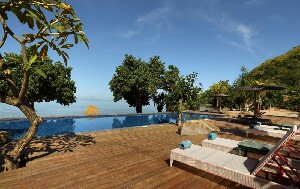 Flores Canada Resort