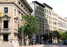 Winnipeg Canada Walking Tour
