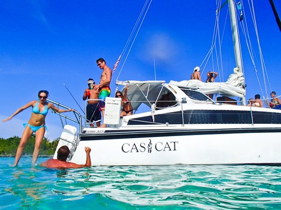 Catamaran Belize - Day Tours