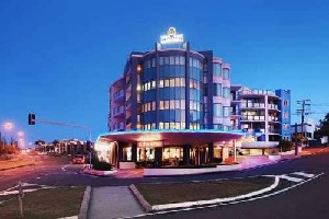 Grand Palais Beachside Resort