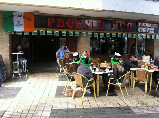 Phoenix Pub Seville River
