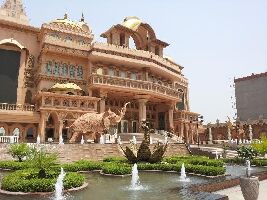 Gurugram (Gurgaon) India Bus Tour