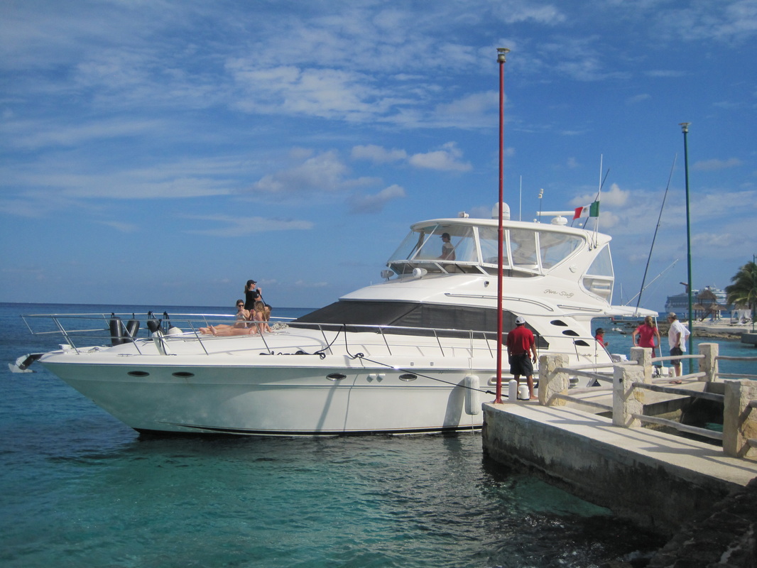 Amanecer Yacht Charters Cozumel