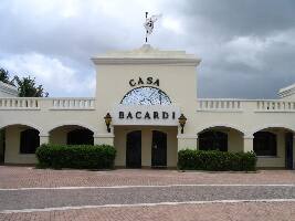 CASA BACARD&Iacute; Sitges
