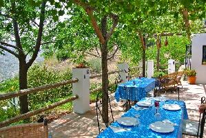 La Rosilla Lifestyle and Food