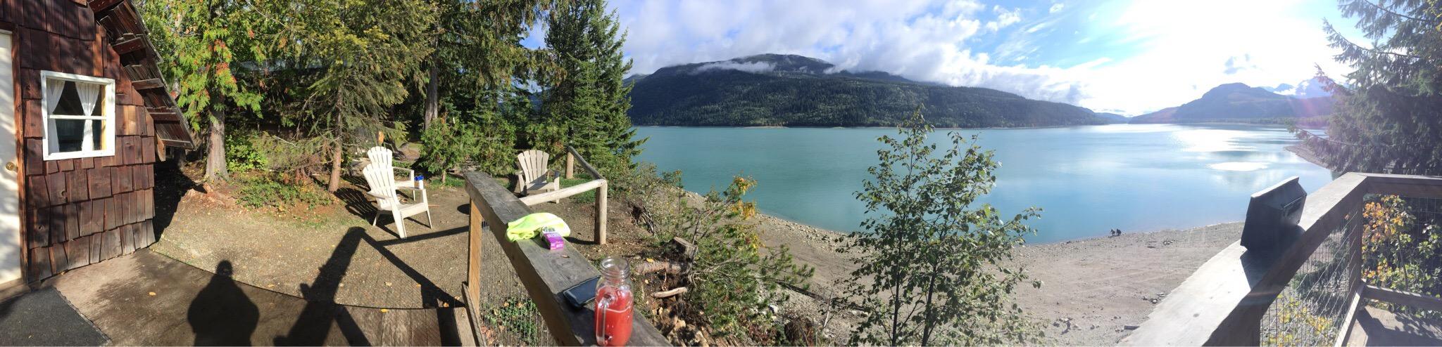 Kinbasket Lake Resort