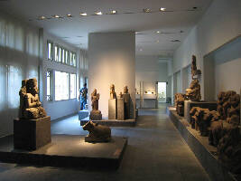 Vietnam Sculpture