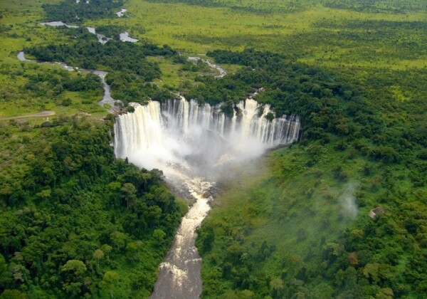 Kalandula Falls