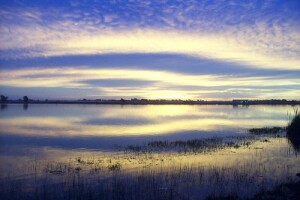 General Pico Argentina Natural Lake
