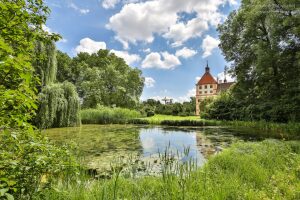 Kastanienallee im Schlosspark Eggenberg