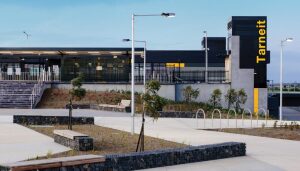Tarneit Railway Station