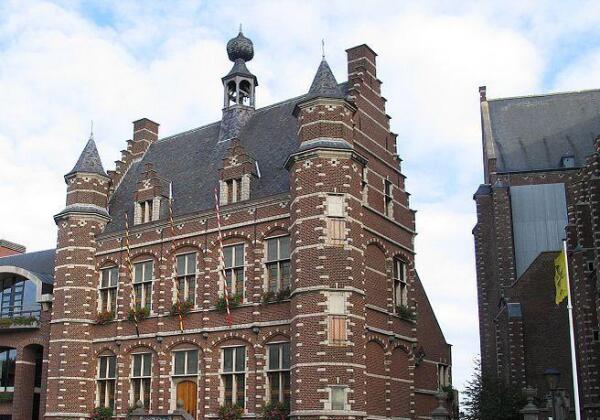 Hoogstraten Town Hall