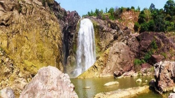 Gayeri Waterfalls
