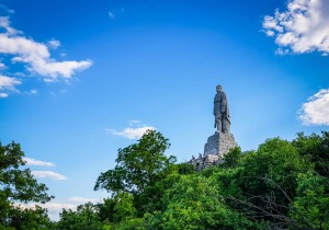Alyosha Monument