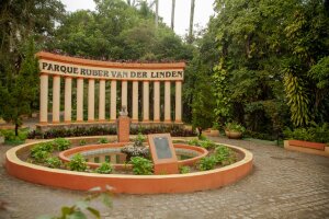 Parque Ruber Van Der Linden